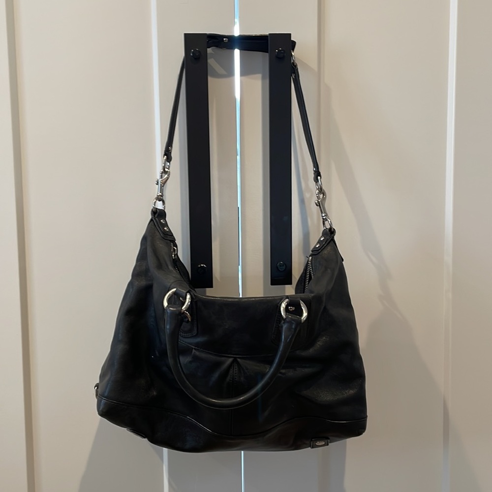 Coach purse - shoulder strap or satchel . - Picture 3 of 7